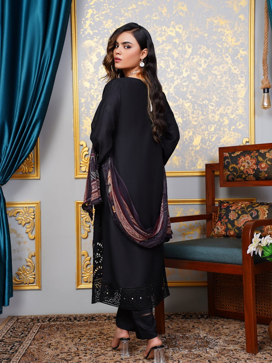 Elegant Pakistani semi formal outfit styled by Silk and Stone